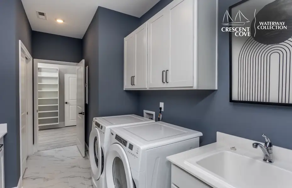 Representative furnished interior of a home built from the Renown - Waterway Collection by Pulte Homes in Crescent Cove, Myrtle Beach (Image 4).