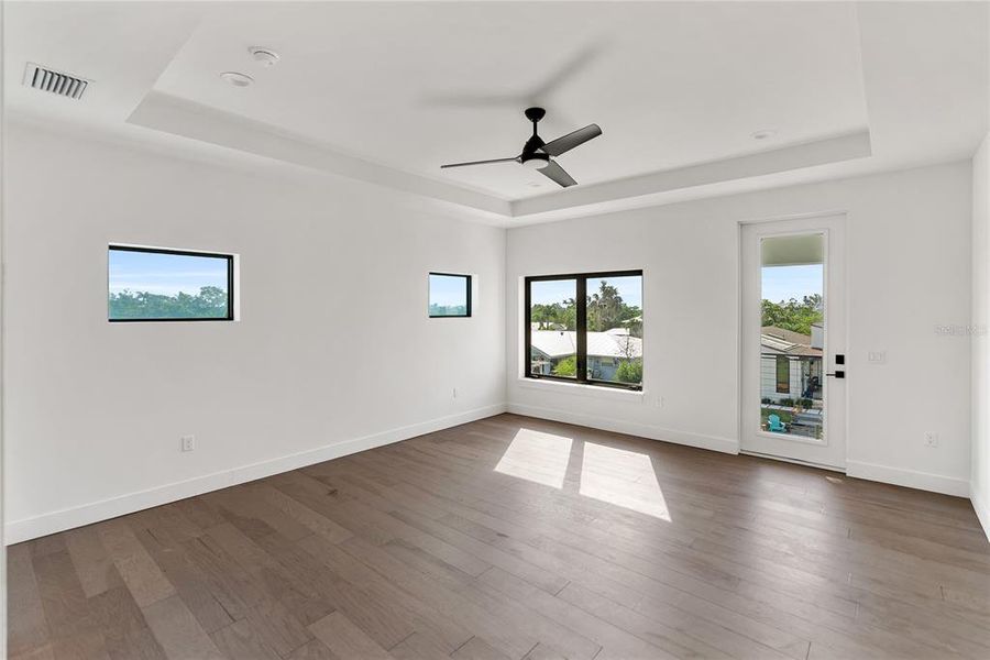 Spacious, unfurnished interior of a new home in , Longboat Key (Image 74). Spacious, unfurnished interior of a new home in , Longboat Key (Image 74).