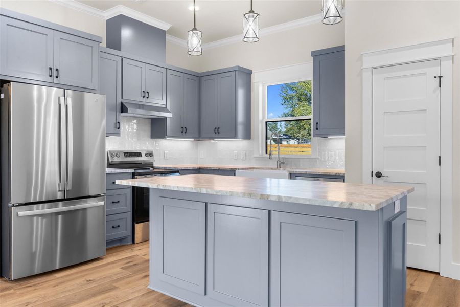 Furnished interior view inside a new home in , Franklin (Image 5).