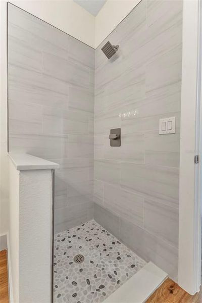 Close-up of interior finishes inside a home in , Port Charlotte (Image 21).