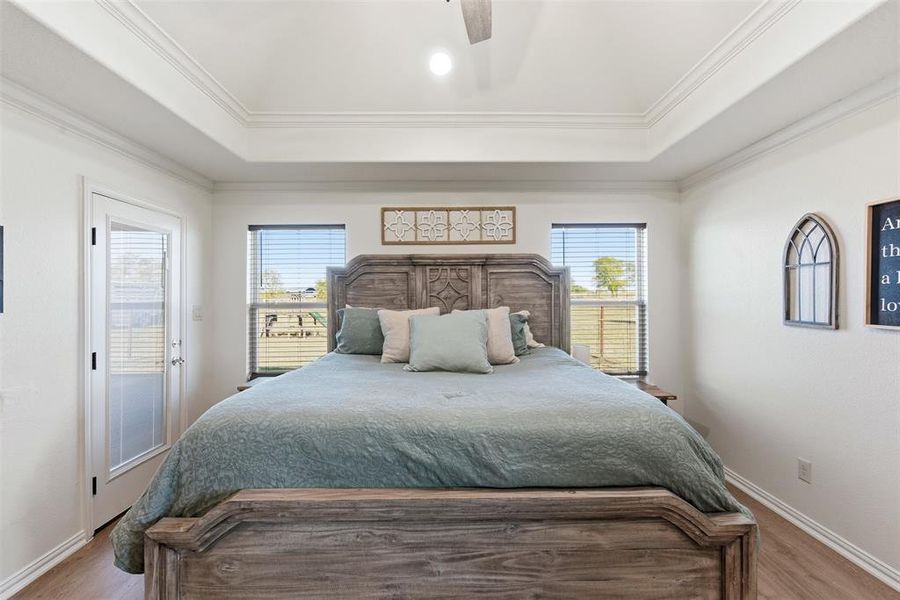 Furnished interior view inside a new home in , Grandview (Image 11).