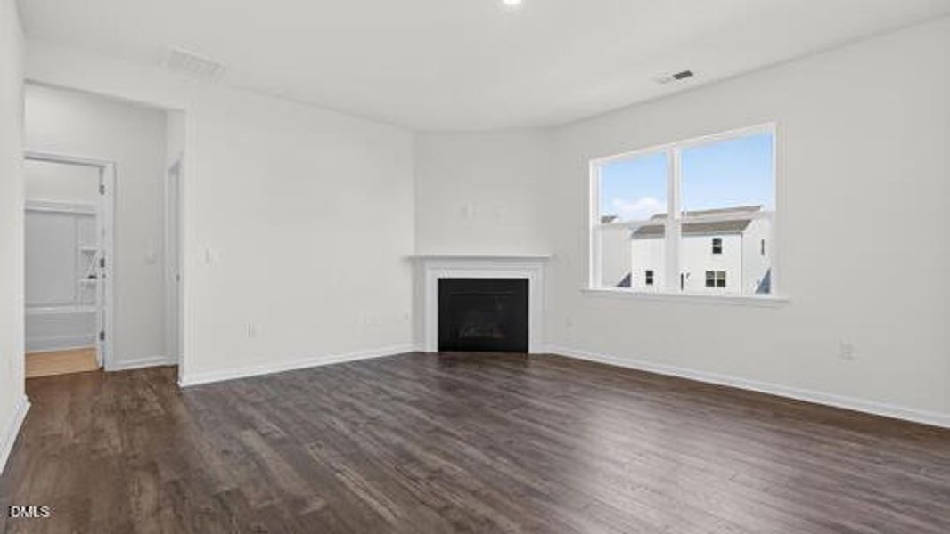 Galvins Ridge_Hayden B_463_White_FP_SPEC Galvins Ridge_Hayden B_463_White_FP_SPEC