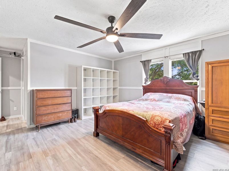 Furnished interior view inside a new home in , Devine (Image 16).