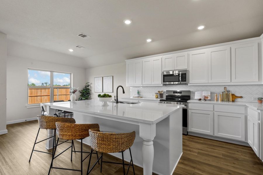 Representative furnished interior of a home built from the Essex by Cheldan Homes in Craftsmen's Corner, Cleburne (Image 8). Representative furnished interior of a home built from the Essex by Cheldan Homes in Craftsmen's Corner, Cleburne (Image 8).
