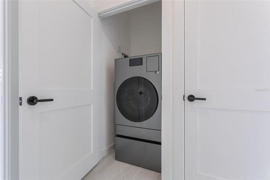 Image 34 of a home in .