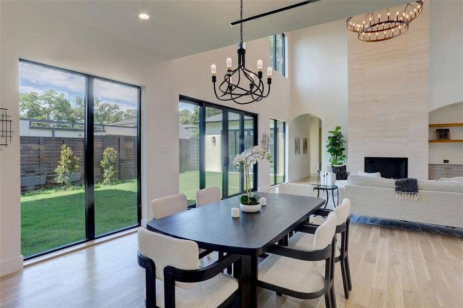 Furnished interior view inside a new home in , Dallas (Image 16). Furnished interior view inside a new home in , Dallas (Image 16).