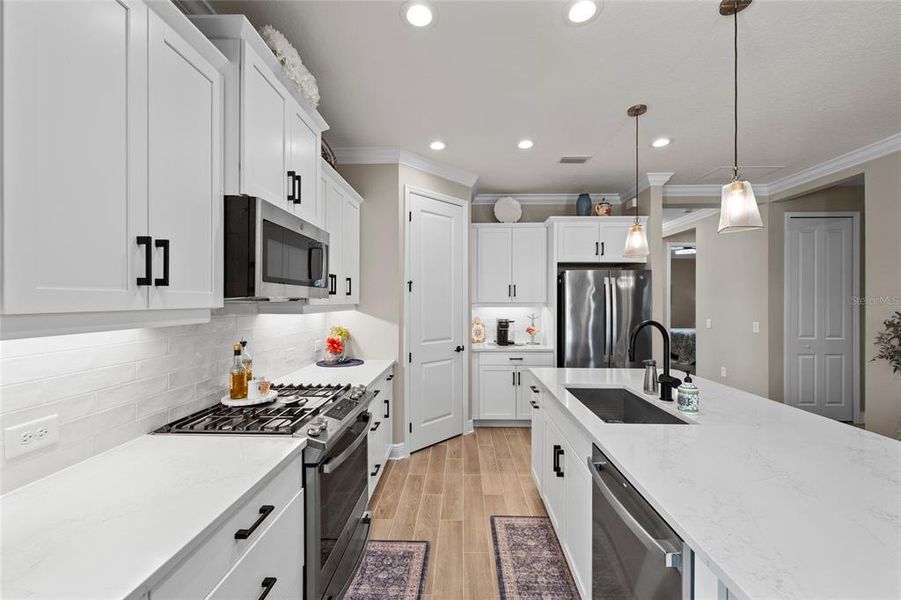 Furnished interior view inside a new home in , Sarasota (Image 7).