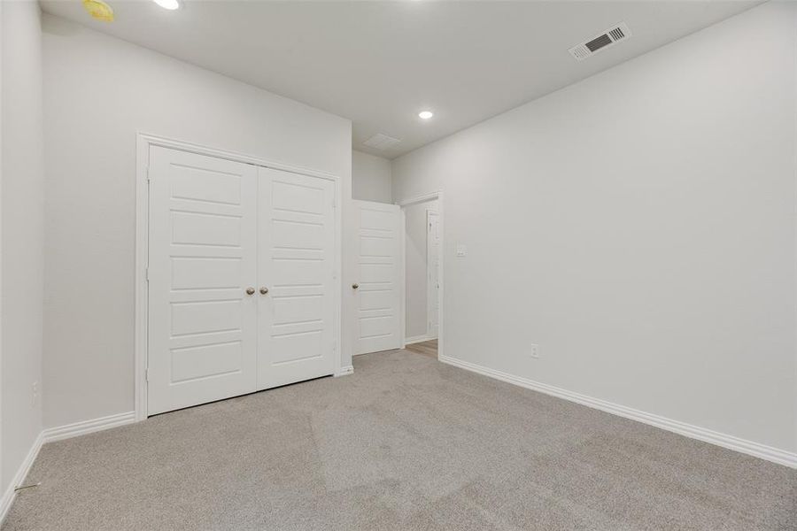 Spacious, unfurnished interior of a new home in Sutton Fields, Celina (Image 29).