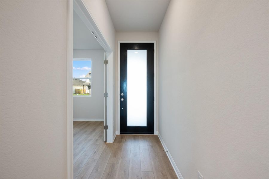 Spacious, unfurnished interior of a new home in Patterson Ranch, Georgetown (Image 35). Spacious, unfurnished interior of a new home in Patterson Ranch, Georgetown (Image 35).