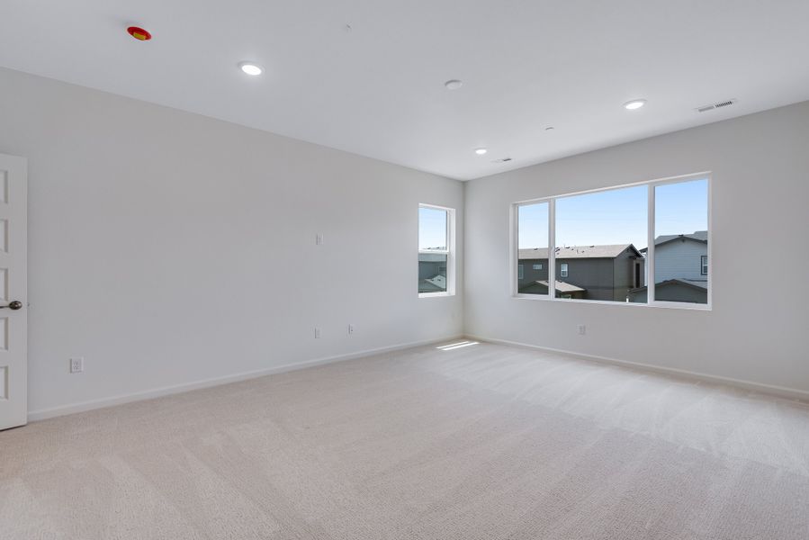 Spacious, unfurnished interior of a new home in Reunion, Commerce City (Image 24). Spacious, unfurnished interior of a new home in Reunion, Commerce City (Image 24).