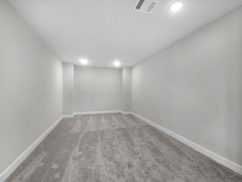 Spacious, unfurnished interior of a new home in Lago Mar - 60', Texas City (Image 12). Spacious, unfurnished interior of a new home in Lago Mar - 60', Texas City (Image 12).