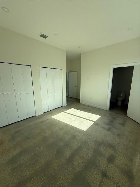 Spacious, unfurnished interior of a new home in , Key Largo (Image 5). Spacious, unfurnished interior of a new home in , Key Largo (Image 5).