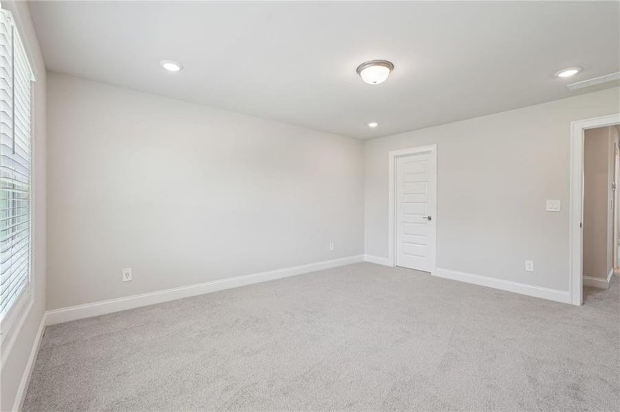 Spacious, unfurnished interior of a new home in , Cumming (Image 43).