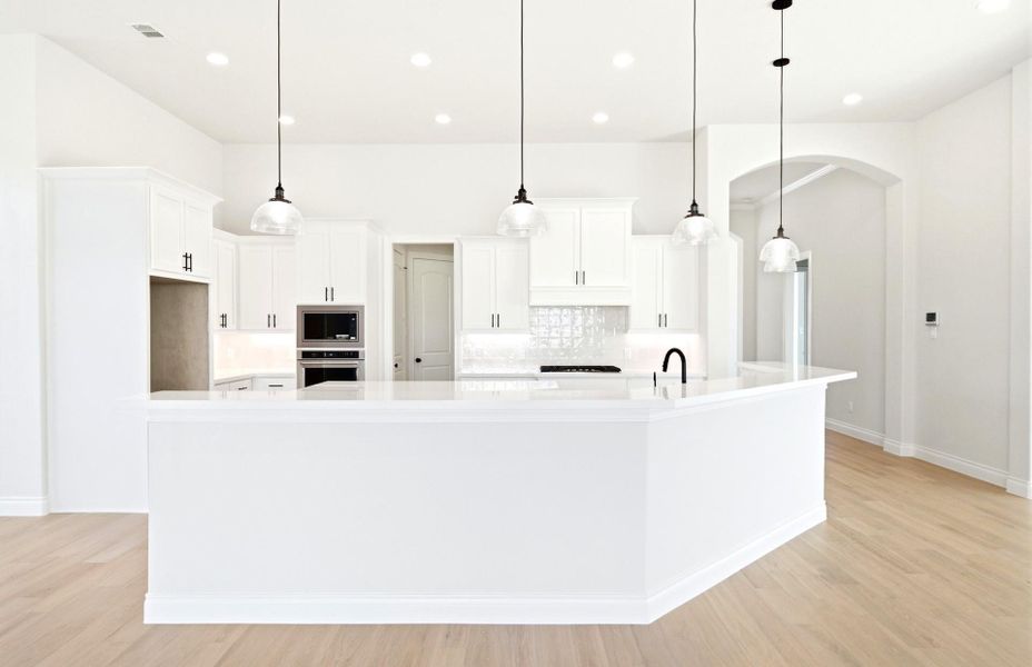 Furnished interior view inside a new home in The Highlands 55′, Porter (Image 5).