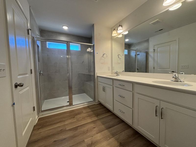 Furnished interior view inside a new home in CraigStone, Woodruff (Image 6). Furnished interior view inside a new home in CraigStone, Woodruff (Image 6).