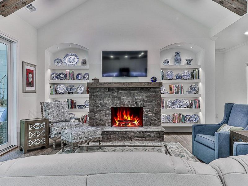 Furnished interior view inside a new home in , Waleska (Image 5).