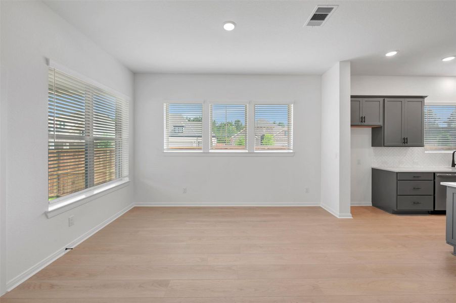 Spacious, unfurnished interior of a new home in Escondido - Overlook Collection, Magnolia (Image 29).