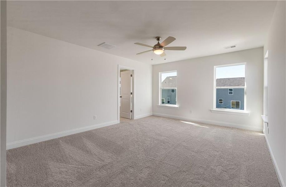 Spacious, unfurnished interior of a new home in Villas at Dawsonville, Dawsonville (Image 24).