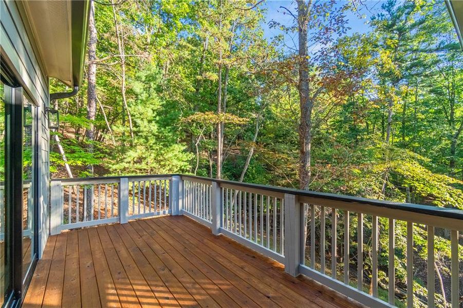 Exterior details and patio area of a home in , Jasper (Image 23).