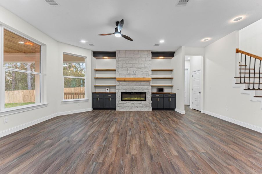 Spacious, unfurnished interior of a new home in , Magnolia (Image 20).
