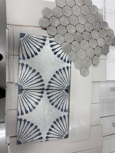 1921 West St - bathroom selections will vary and subject to change