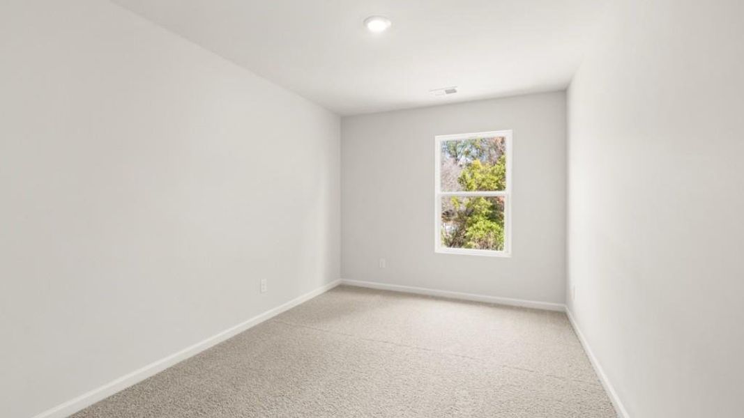 Spacious, unfurnished interior of a new home in Roseleigh Park, Douglasville (Image 17).