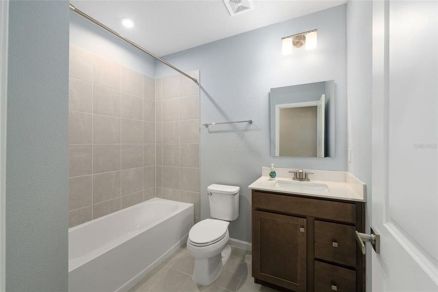 Furnished interior view inside a new home in , Lady Lake (Image 12). Furnished interior view inside a new home in , Lady Lake (Image 12).