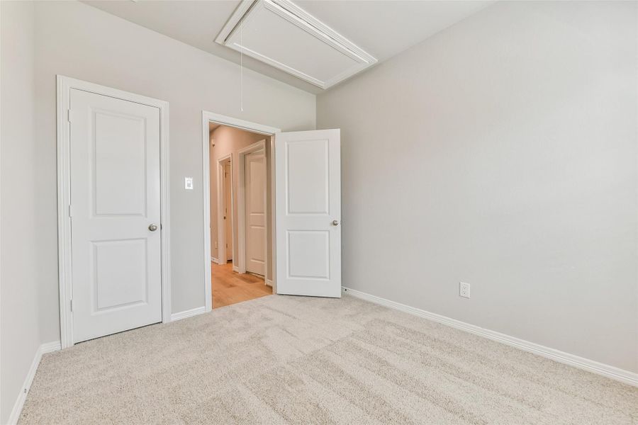 Spacious, unfurnished interior of a new home in , Houston (Image 17).