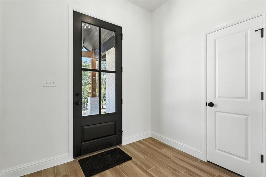 Spacious, unfurnished interior of a new home in , Weatherford (Image 24). Spacious, unfurnished interior of a new home in , Weatherford (Image 24).