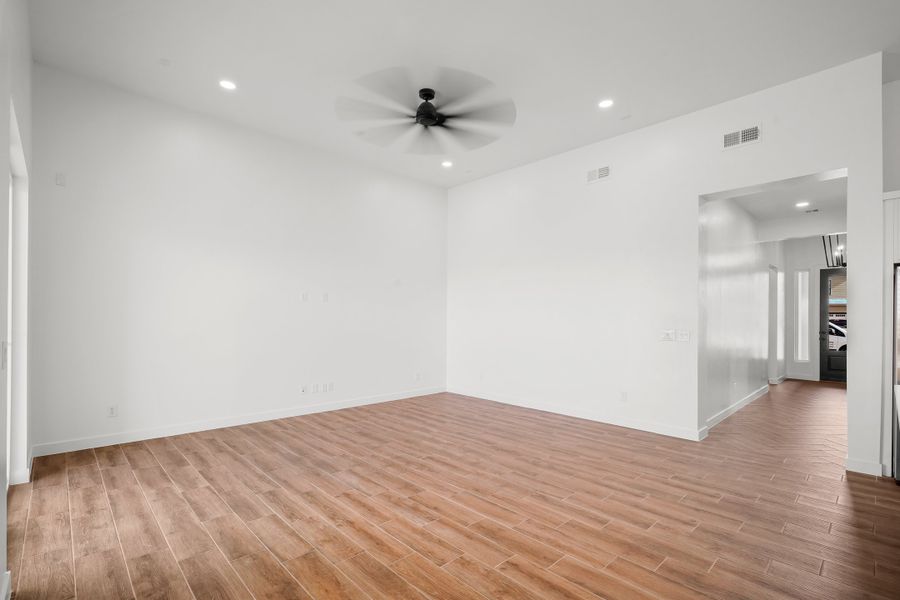 Representative unfurnished interior of a home built from the Torrey Pines 4BDR by LEH. Homes in Painted Sky, El Paso (Image 28). Representative unfurnished interior of a home built from the Torrey Pines 4BDR by LEH. Homes in Painted Sky, El Paso (Image 28).