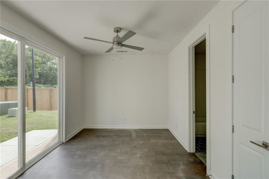 Spacious, unfurnished interior of a new home in The Moderns at Sugar Creek Phase III, Atlanta (Image 24).