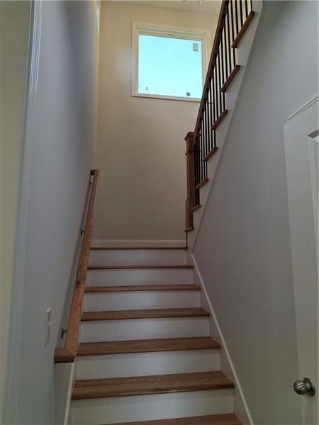 Spacious, unfurnished interior of a new home in , Gainesville (Image 10).