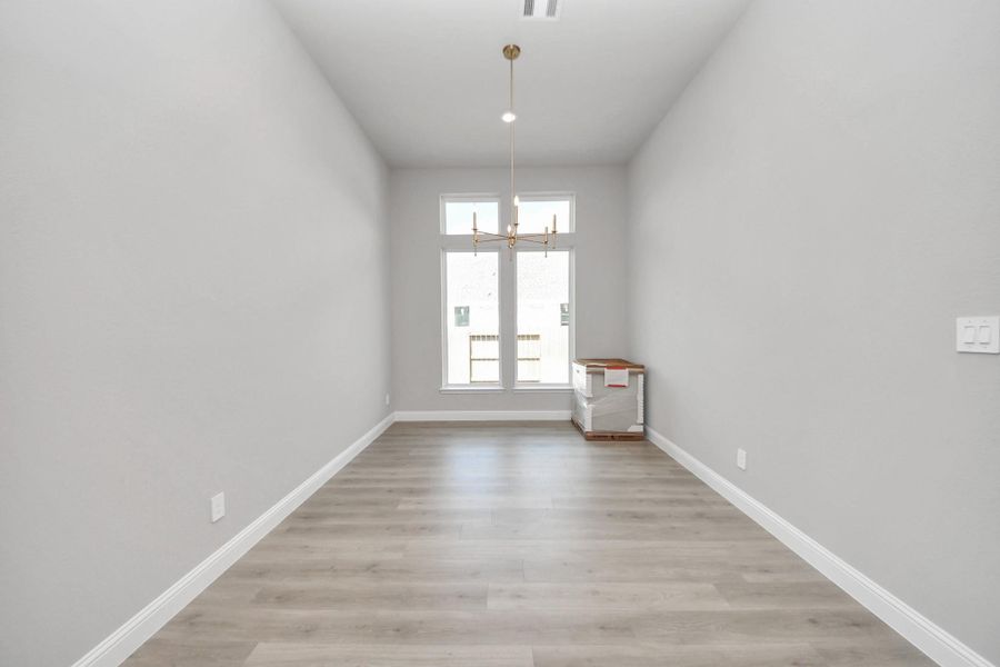 Spacious, unfurnished interior of a new home in ARTAVIA: Hilltop Collection, Conroe (Image 22). Spacious, unfurnished interior of a new home in ARTAVIA: Hilltop Collection, Conroe (Image 22).