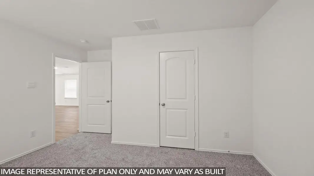 Spacious, unfurnished interior of a new home in Venetian Pines, Conroe (Image 8). Spacious, unfurnished interior of a new home in Venetian Pines, Conroe (Image 8).