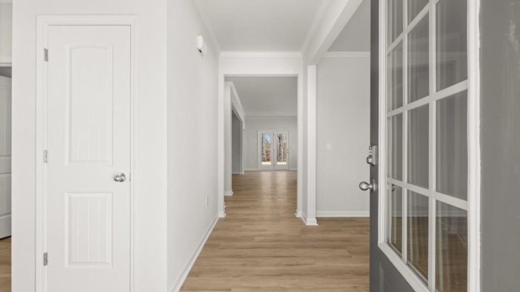 Spacious, unfurnished interior of a new home in Braselton Village, Braselton (Image 24).