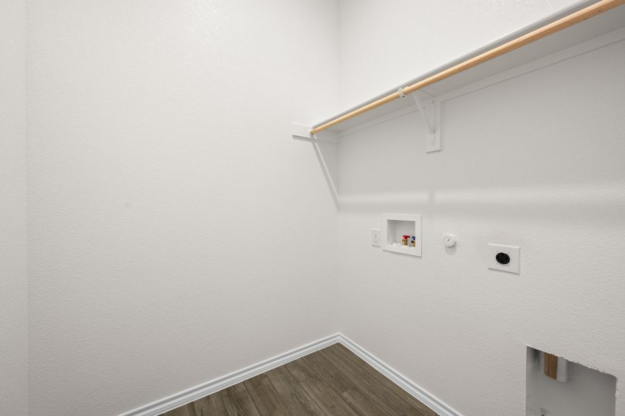 Spacious, unfurnished interior of a new home in Waterford Park, Weatherford (Image 27). Spacious, unfurnished interior of a new home in Waterford Park, Weatherford (Image 27).