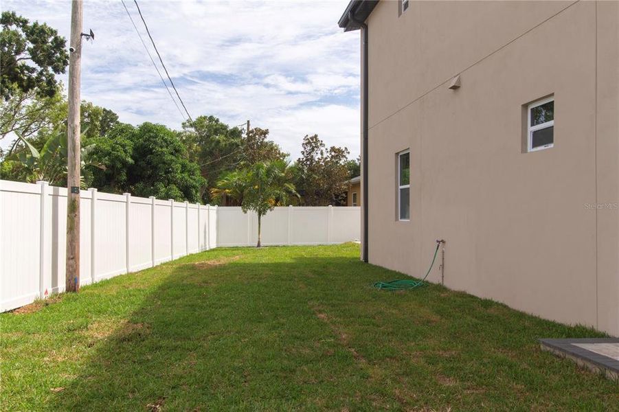 Exterior details and patio area of a home in , Tampa (Image 52).