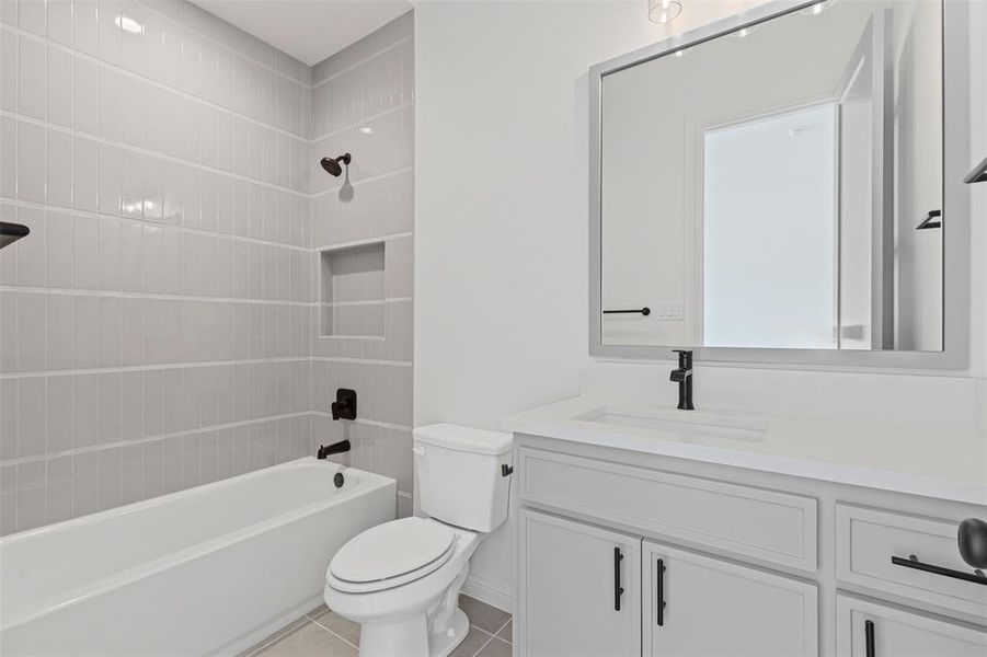 Furnished interior in a model home at Rolling Creek Ranch in Granbury (Image 7). Furnished interior in a model home at Rolling Creek Ranch in Granbury (Image 7).