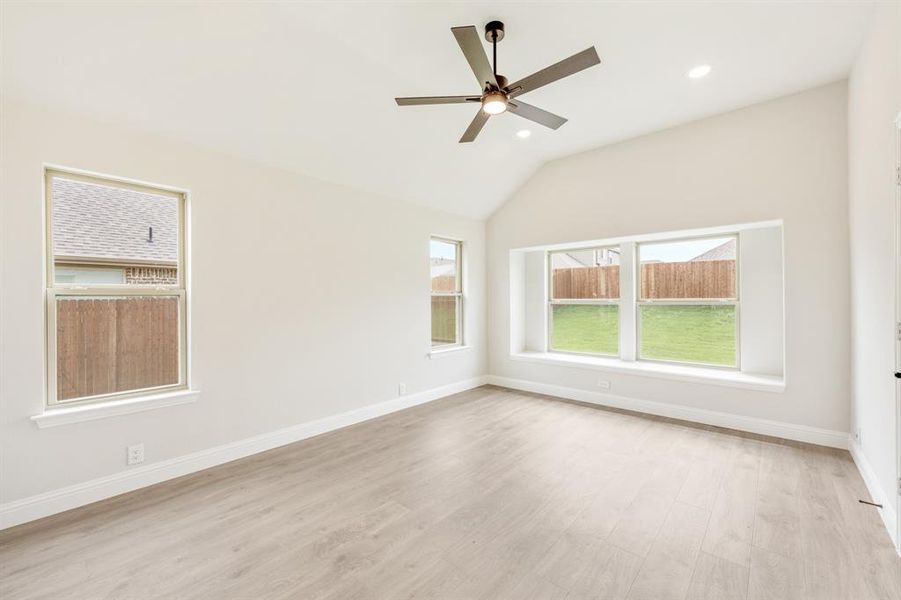 Spacious, unfurnished interior of a new home in Hampton Park, Glenn Heights (Image 23).