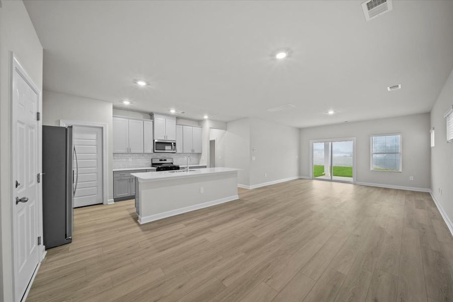 Image 20 of a home in Village at White Pine.