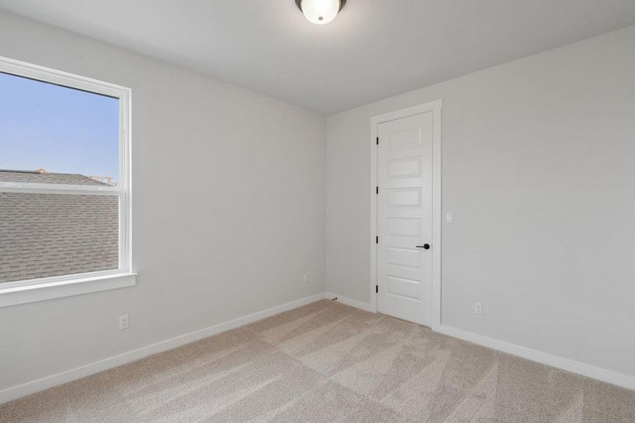 Spacious, unfurnished interior of a new home in Lagos Reserve, Manor (Image 14).