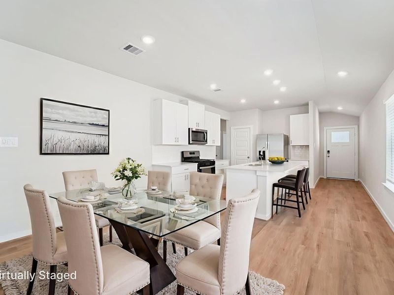 Photo is not of the actual home, but is an inspirational photo of builder’s model home and may depict options, furnishings, and/or decorator features that are not included Photo is not of the actual home, but is an inspirational photo of builder’s model home and may depict options, furnishings, and/or decorator features that are not included