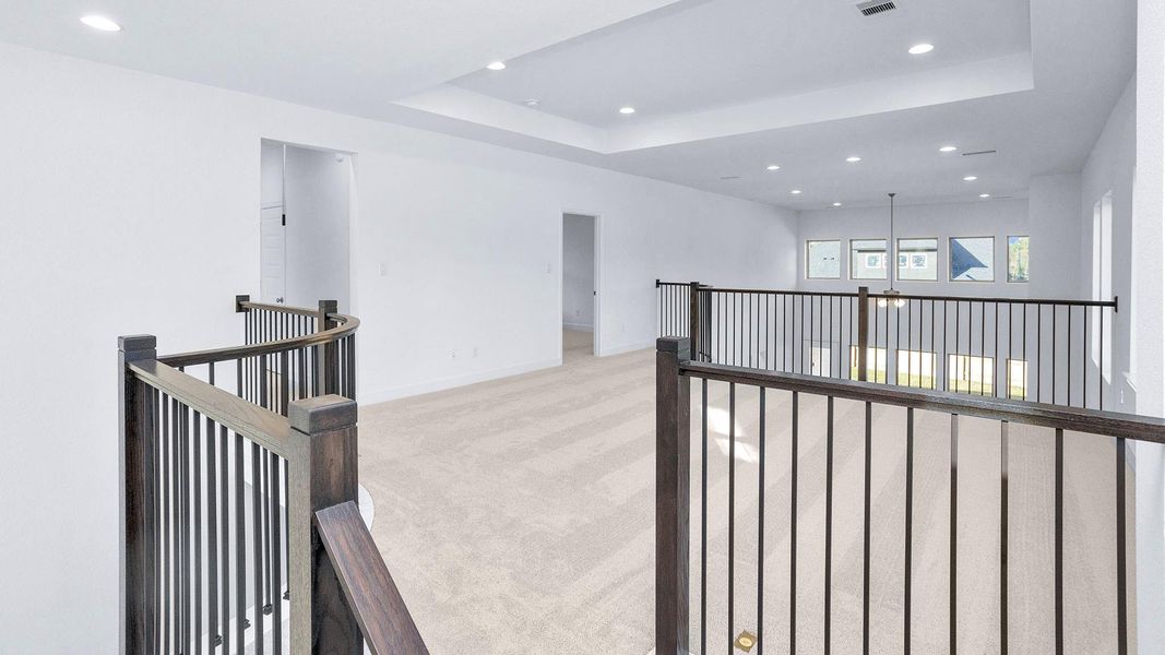 Spacious, unfurnished interior of a new home in Evergreen 50', Conroe (Image 4).