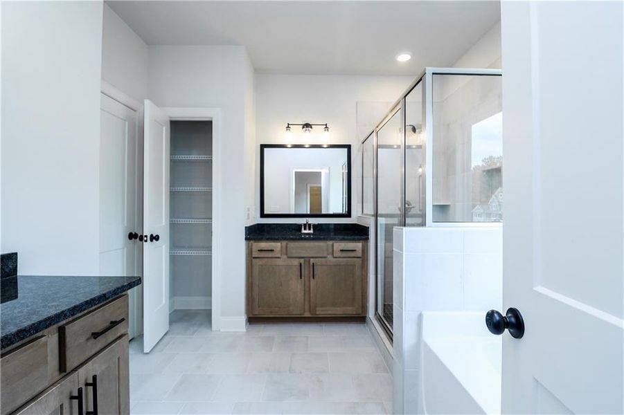 Furnished interior view inside a new home in Woodland Hills, Loganville (Image 5). Furnished interior view inside a new home in Woodland Hills, Loganville (Image 5).