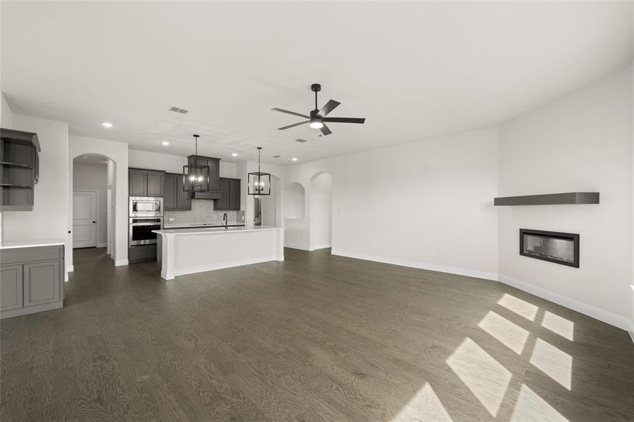 117 Grey Wolf- Living Room-2