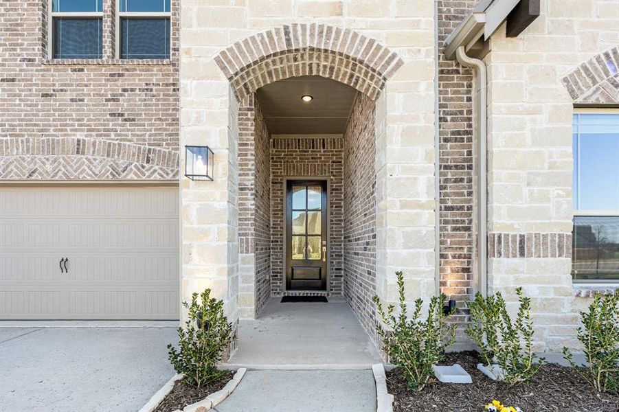 Exterior details and patio area of a home in Silo Mills, Joshua (Image 26).