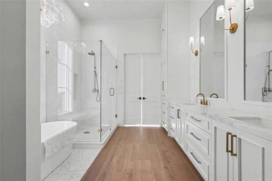 Furnished interior view inside a new home in , Galveston (Image 11).