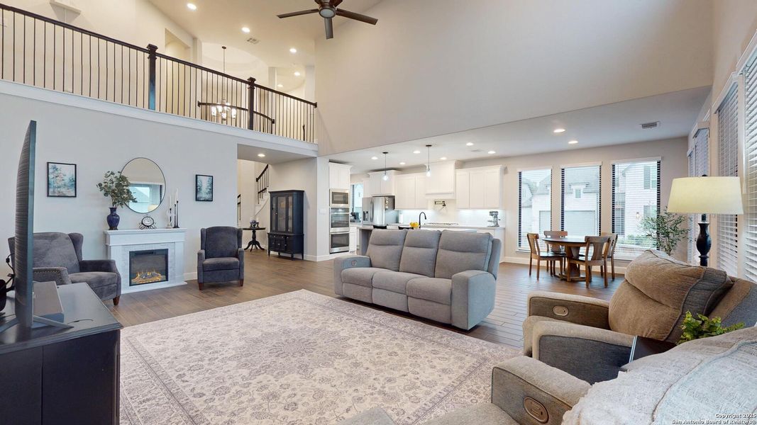 Furnished interior view inside a new home in Weston Oaks 55', San Antonio (Image 61).