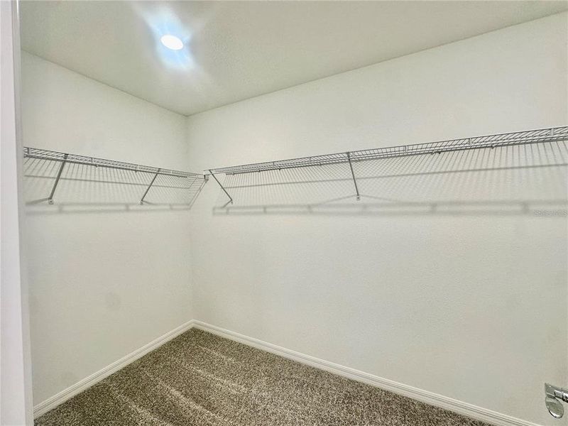 Spacious, unfurnished interior of a new home in Silverlake, Lake Alfred (Image 15). Spacious, unfurnished interior of a new home in Silverlake, Lake Alfred (Image 15).