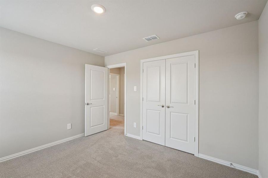 Photo is not of the actual home, but is an inspirational photo of builder’s model home and may depict options, furnishings, and/or decorator features that are not included.